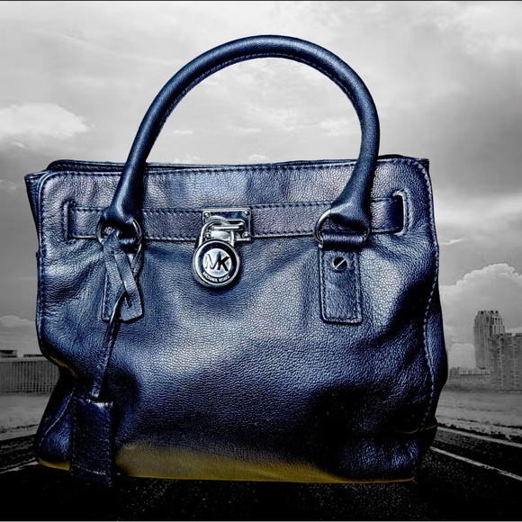 MICHAEL Michael Kors Handbags - Michael Michael Kors Black Leather Hamilton Tote Bag EUC